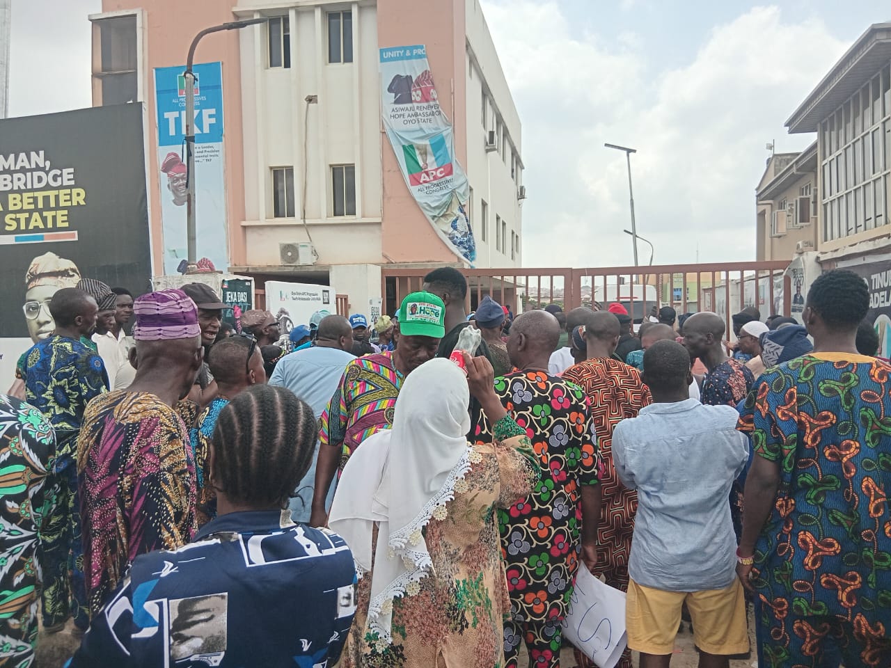 APC Members Protest Imposition of Candidates, Demand Direct Primaries In Oyo