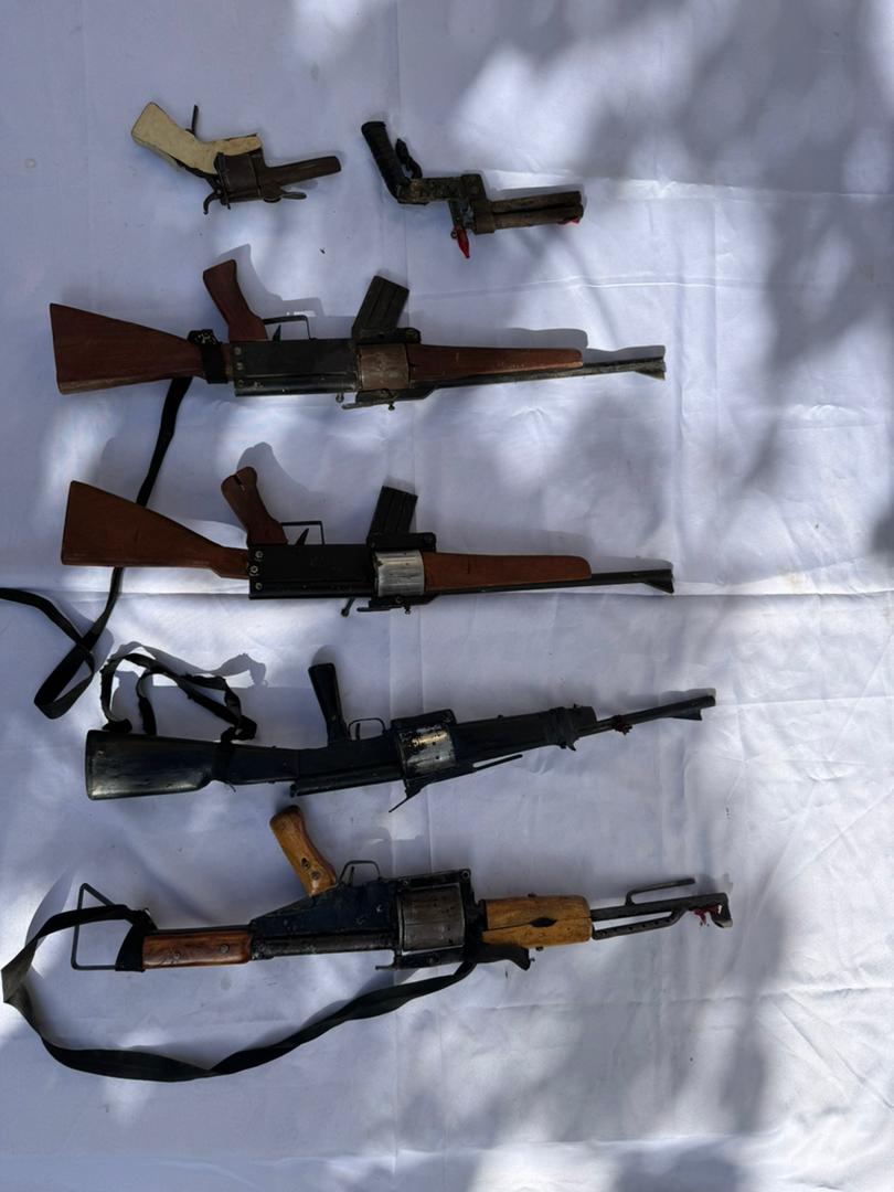 Police Arrest 10 Suspects, Recover Arms In Kaduna