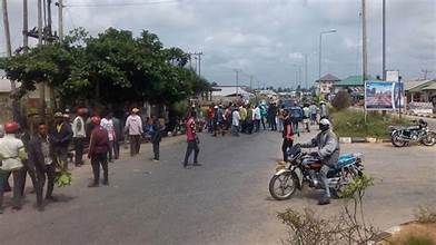 Vigilante Arrest Of Hoodlum Sparks Violent Clash in Delta