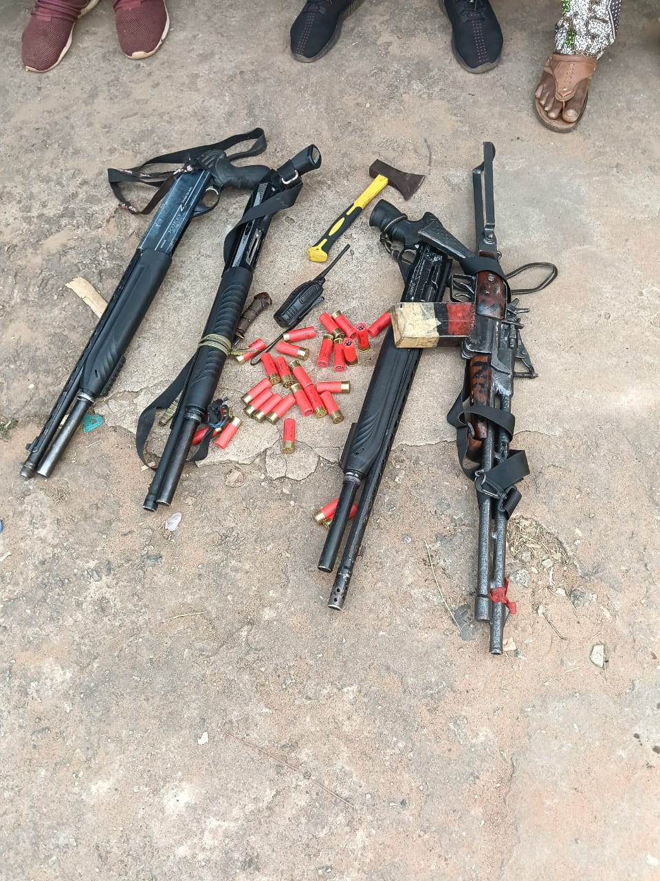 Armed Robbers Dump Bag Of Firearms, Fled On Motorbike at Police Check-Point