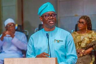 Makinde Inaugurates 20 Man Council On Climate Change