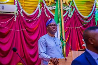 Makinde Assure of Partnership To Maintain Peace, Order