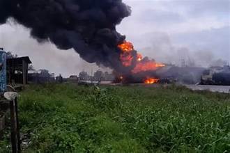 Pandemonium at Ojoo, Ibadan, Shops Go Up in Flames