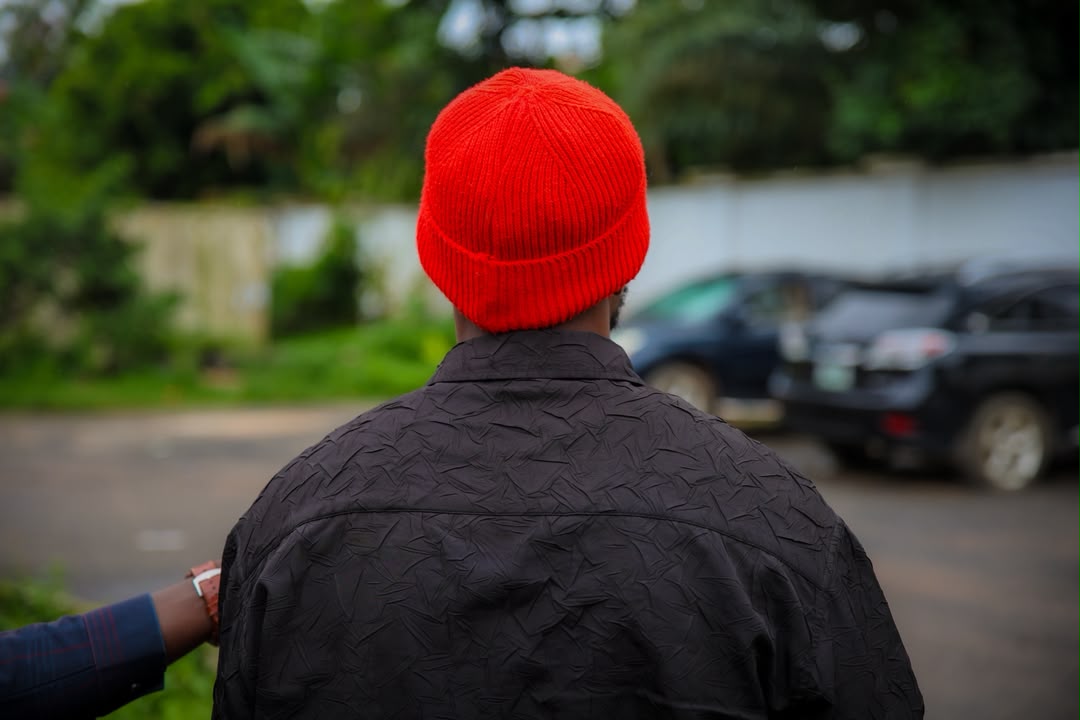 Man, 29, Renounces Cultism, Surrenders Pistol To Taskforce in Edo