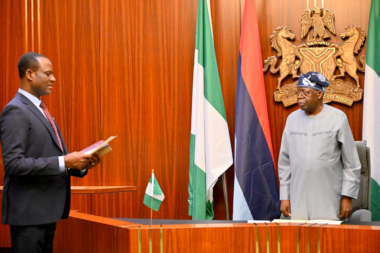 Tinubu Swears in Taiwo Oyedele as Finance Minister