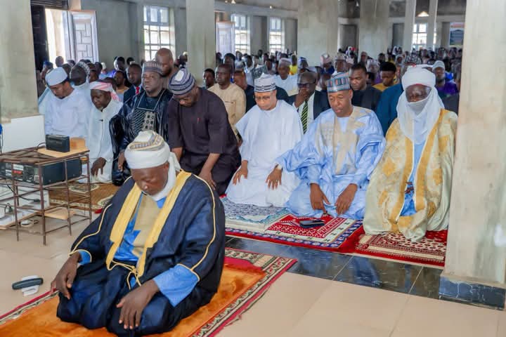 Gov Uba Sani Worships At Ekiti Mosque While On APC Election Duty