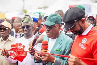 Wike, Oshiomhole Declare Support For LG Autonomy